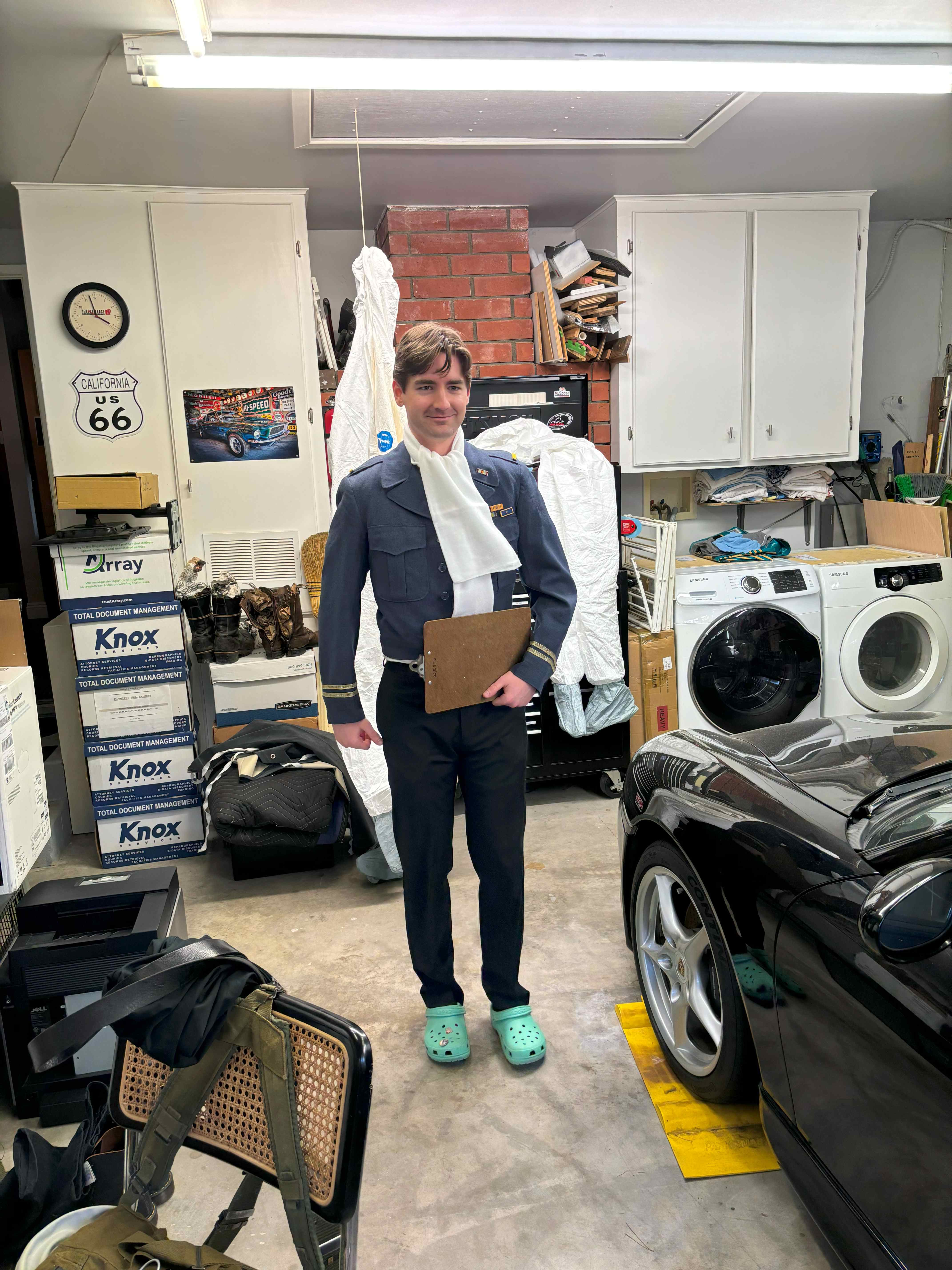 JWELLS_MM_OFFICERCostume_12